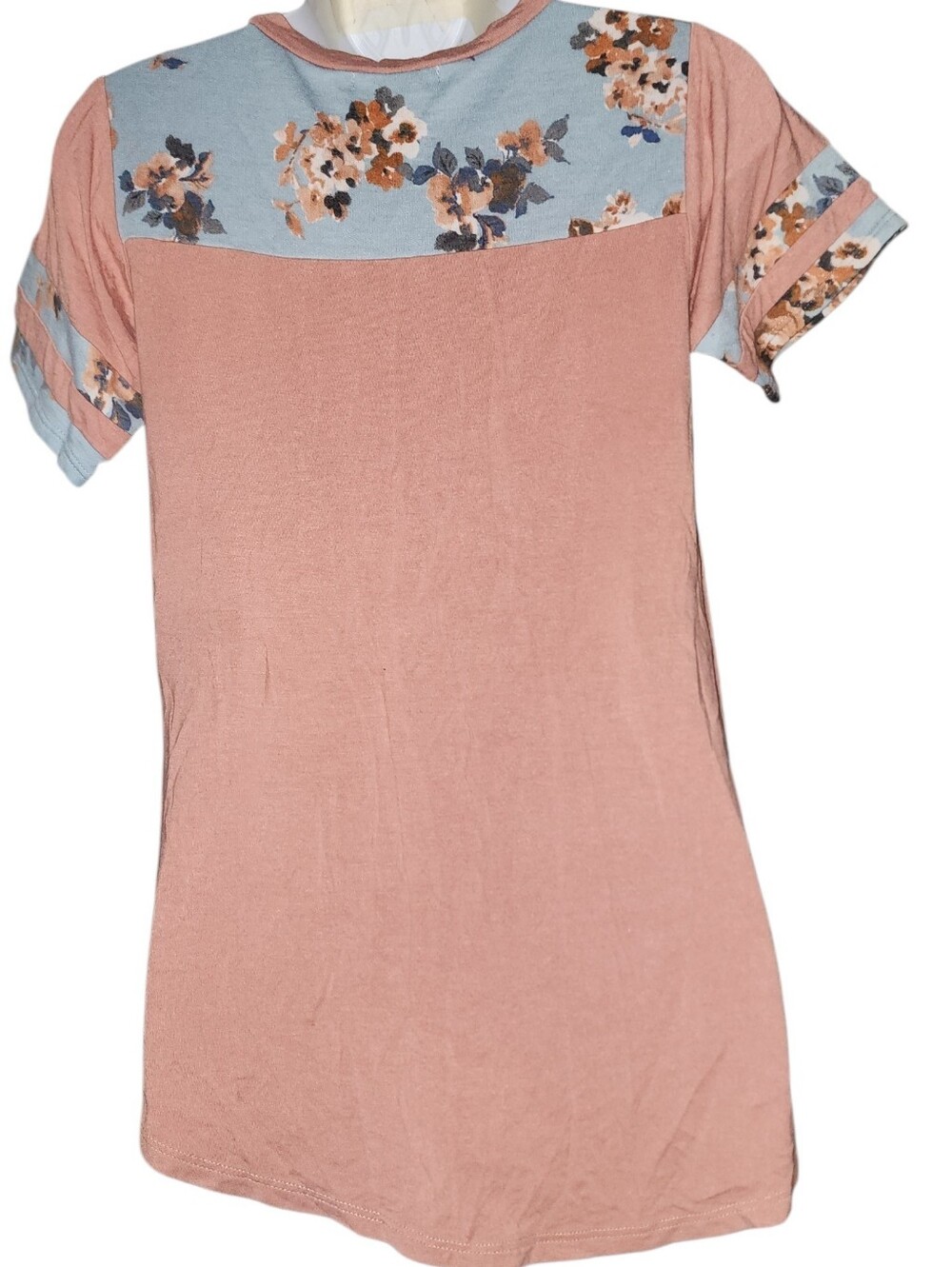 🏵Woman Size XS Moa Moa Top🏵 - Picture 2 of 6